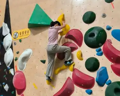 模拟攀岩