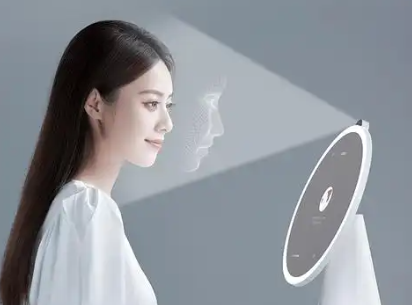 模拟镜子