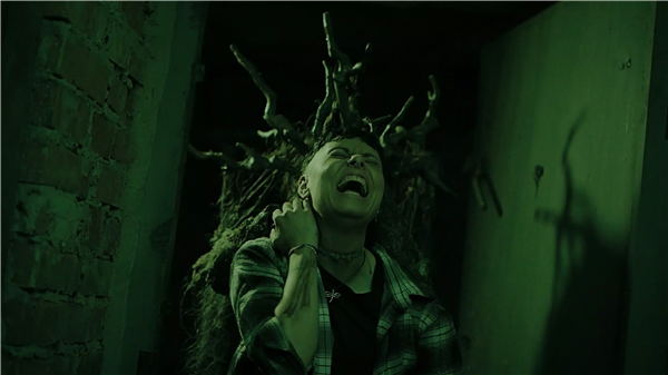 幽林深處手機(jī)版截圖